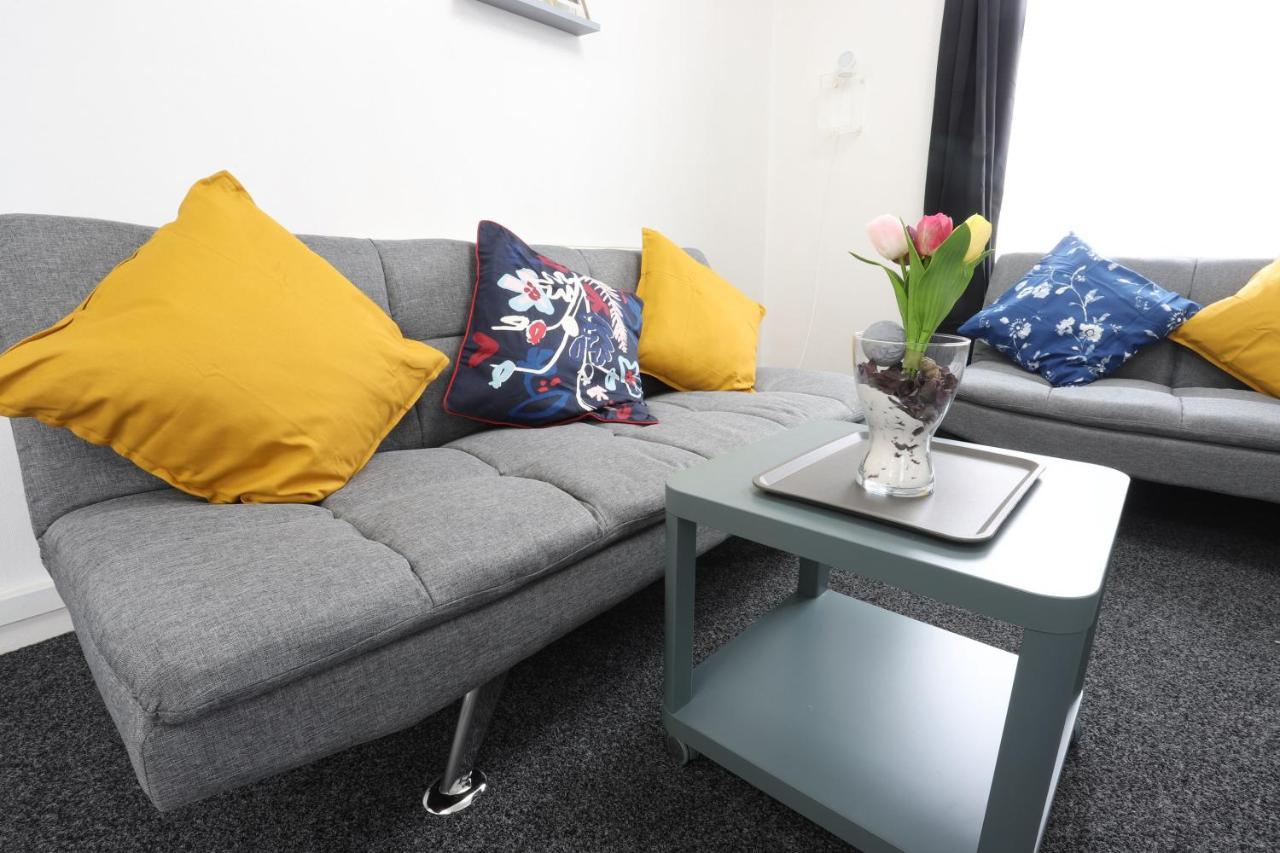 B'Ham Nec/Airport/Hs2 Short Stay Birmingham Extérieur photo