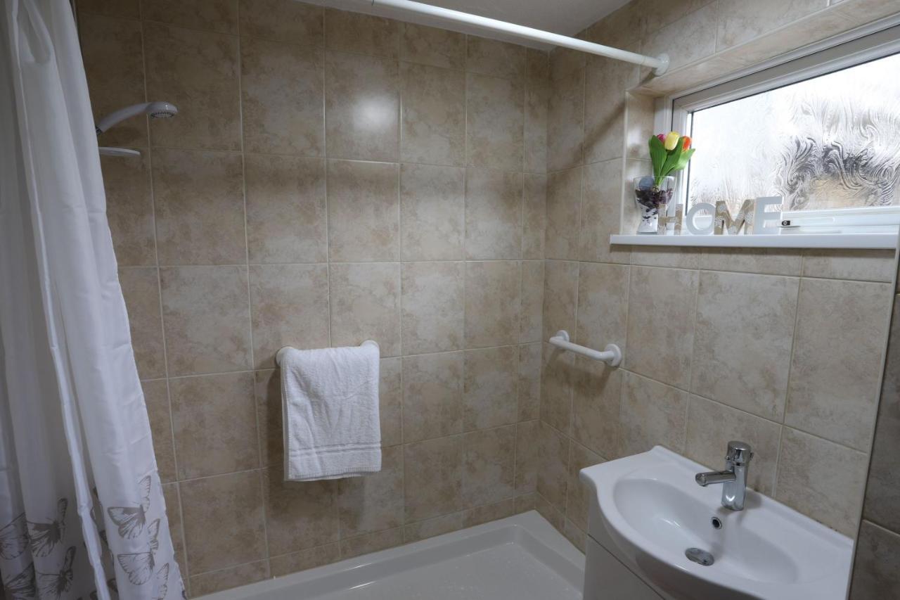 B'Ham Nec/Airport/Hs2 Short Stay Birmingham Extérieur photo